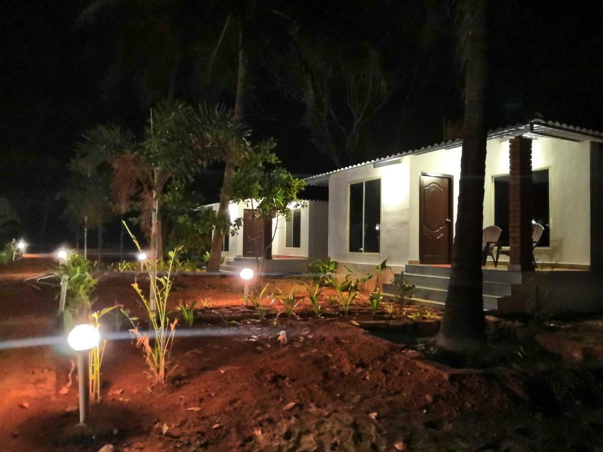 Vishraanti Beach Stay Kumta Kültér fotó