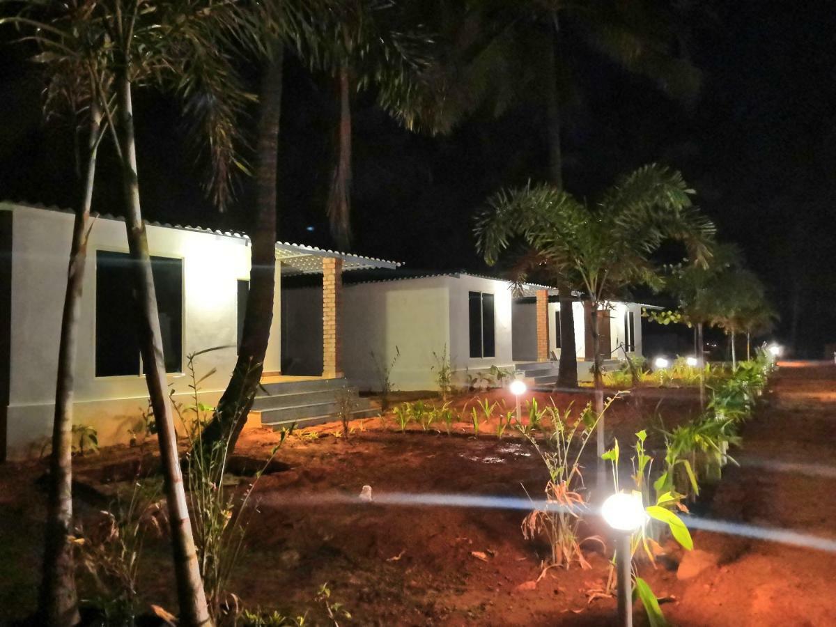 Vishraanti Beach Stay Kumta Kültér fotó