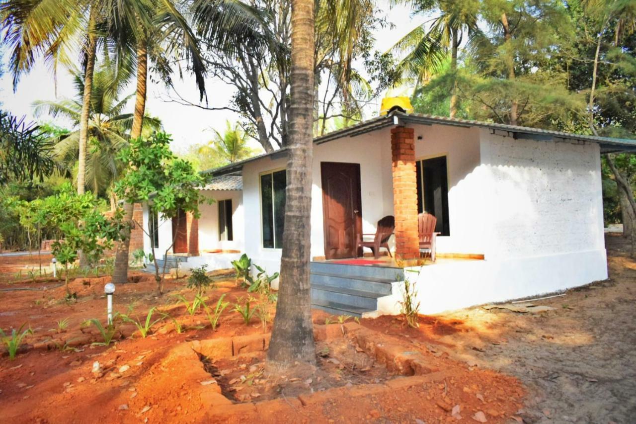 Vishraanti Beach Stay Kumta Kültér fotó